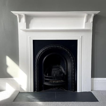 Large Boutique Self Catering Southsea Holiday Flat 朴次茅斯 外观 照片